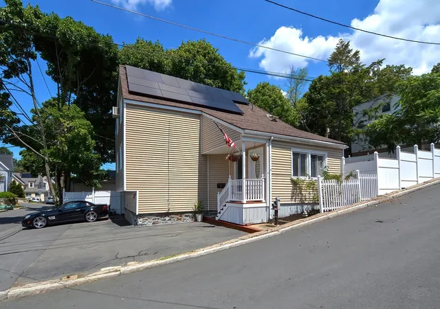2nd image of 15 Bower S Bower, Malden, MA 02148 | MLS# 73558062