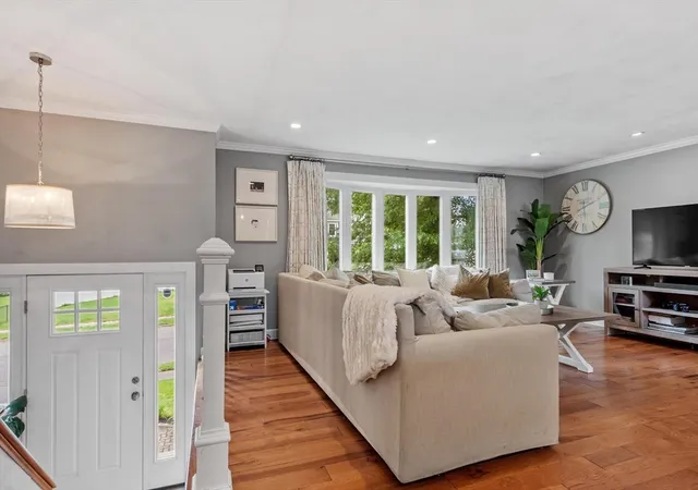 Photo 4 of Sale Pending at 27 Hapgood Way, Shrewsbury, MA 01545 | MLS# 73560690 | Listing updated on 2026-08-26