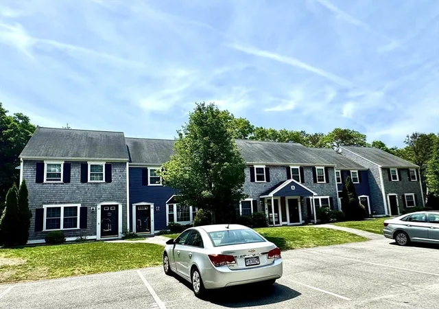 Homes for sale in West Yarmouth, MA | 248 Camp St, West Yarmouth, MA 02673 | Houzeo