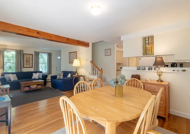 4th image of 72 Moonstone Way, Vineyard Haven, MA 02568 | MLS# 73543921