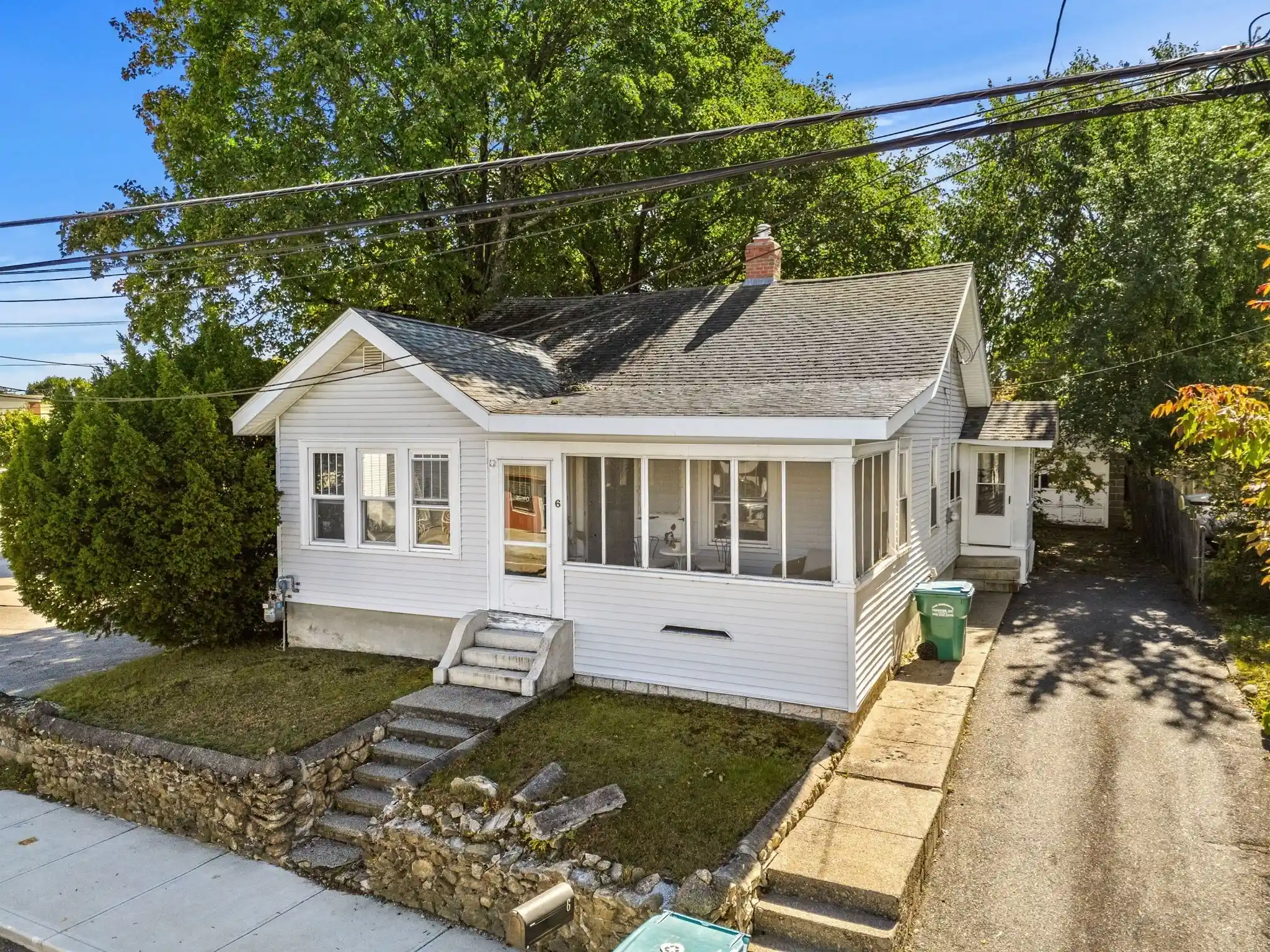 Photo 1 of Single family home for sale at 6 Hartford Ave W, Uxbridge, MA 01569 | MLS# 73591312 | Listing updated on 2026-10-19