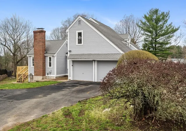 Homes for sale in Saugus, MA | 20 Blacksmith Way, Saugus, MA 01906 | MLS# 73509042