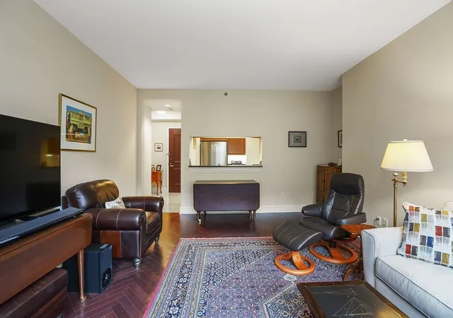 3rd image of 1 Charles St S #602, Boston, MA 02116 | MLS# 73480132