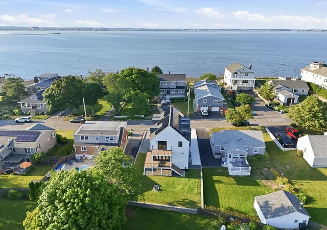 2nd image of 38 Nahant Ave, Winthrop, MA 02152 | MLS# 73549582
