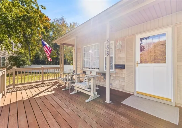 5th image of 888 Hillcrest Rd, New Bedford, MA 02745 | MLS# 73445367