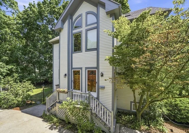 1st image of 42 Lewis Ave #42, Arlington, MA 02474 | MLS# 73550078