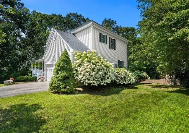 Photo 3 of Sale Pending at 29 Delucia Way, North Andover, MA 01845 | MLS# 73564886 | Listing updated on 2026-09-28
