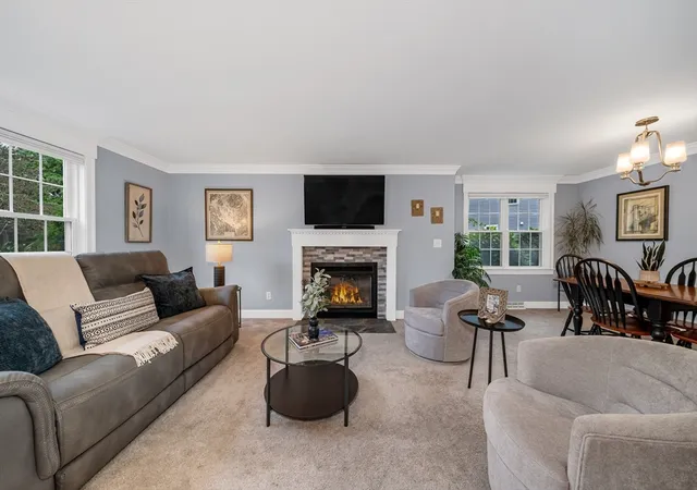 3rd image of 157 Whittier Meadows Dr #157, Amesbury, MA 01913 | MLS# 73558779