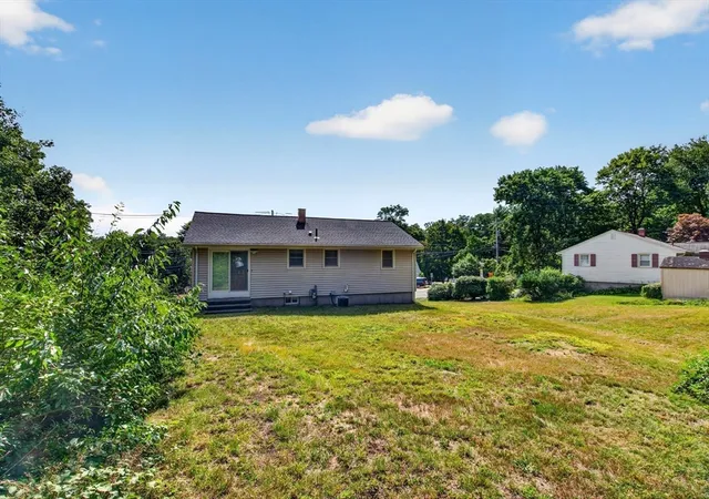 34th image of 97 Allen Rd, Billerica, MA 01821 | MLS# 73566622