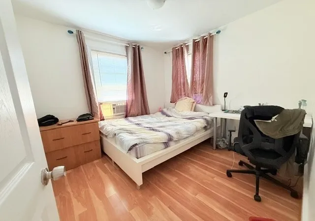 Photo 4 of Sale Pending at 40 Woodbine St, Quincy, MA 02170 | MLS# 73554540 | Listing updated on 2026-09-12