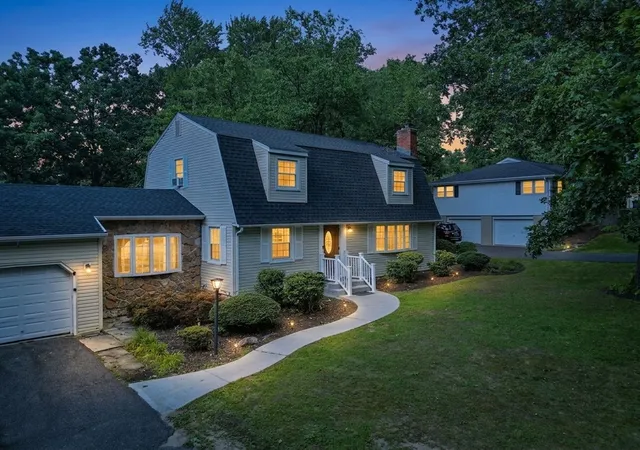 Photo 3 of Single family home for sale at 281 Newton Rd, Springfield, MA 01118 | MLS# 73561454 | Listing updated on 2026-08-17