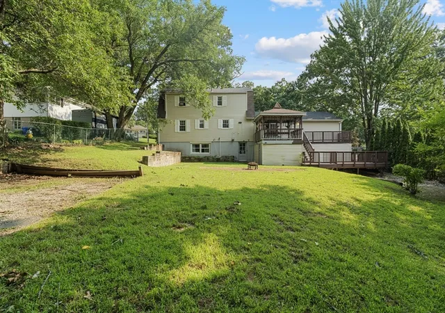 42nd image of 281 Newton Rd, Springfield, MA 01118 | MLS# 73561454