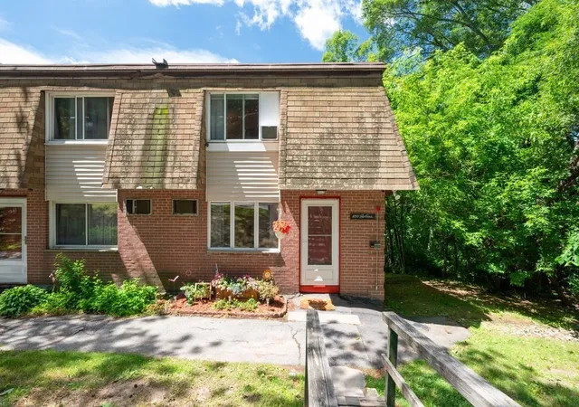 1st image of 650 Robbins Ave #39, Dracut, MA 01826 | MLS# 73540735