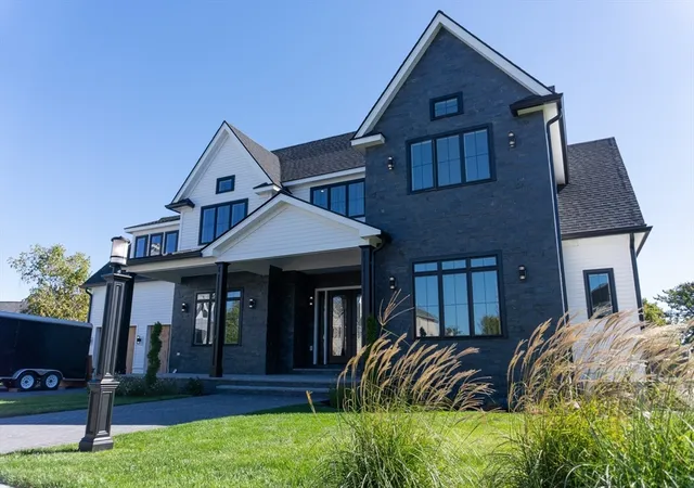 Photo 3 of Mansion for sale at 4 Oneil Way, Saugus, MA 01906 | MLS# 73539575 | Listing updated on 2026-08-31
