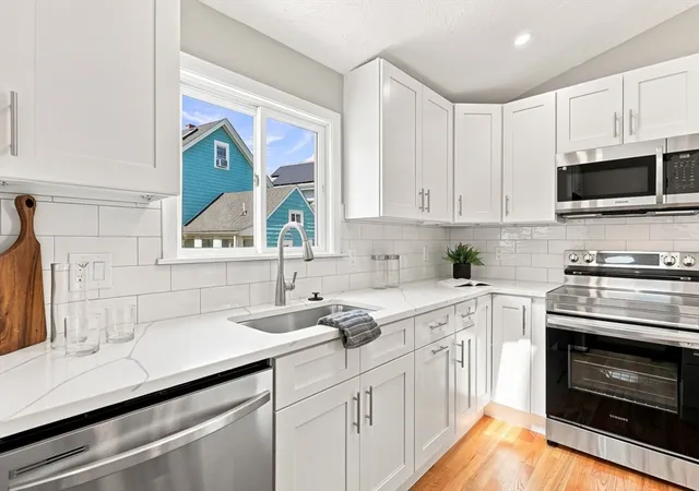 3rd image of 25 Leland St, Malden, MA 02148 | MLS# 73561115