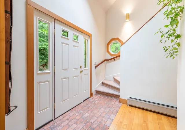Homes for sale in Amherst, MA | 71 Morgan Cir, Amherst, MA 01002 | MLS# 73532825