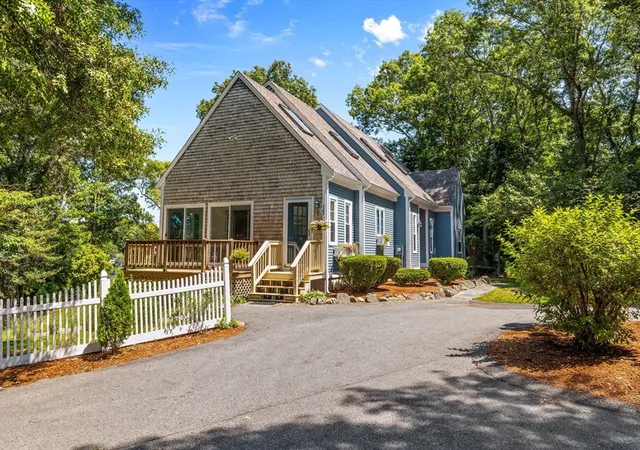 Photo 3 of Single family home for sale at 42 Mattapan St, Teaticket, MA 02536 | MLS# 73566533 | Listing updated on 2026-09-18