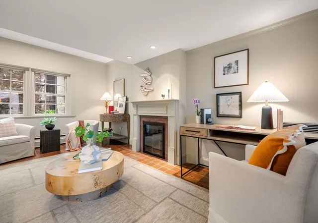 Homes for sale in Boston, MA | 21 Walnut #M, Boston, MA 02108 | MLS# 73549276