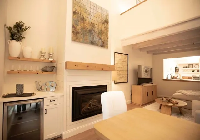 2nd image of 10 Center Pl #15, Orleans, MA 02653 | MLS# 73559292
