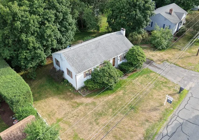 Homes for sale in Stoughton, MA | 90 Atkinson Ave, Stoughton, MA 02072 | MLS# 73549081