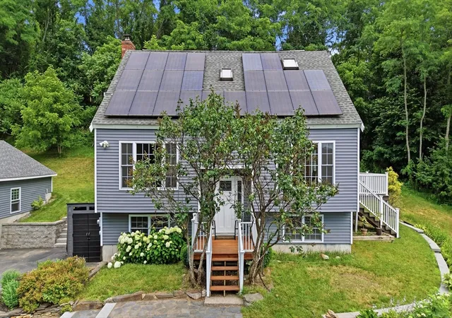 3rd image of 588 Main St, West Newbury, MA 01985 | MLS# 73545722