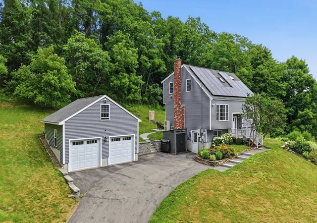 4th image of 588 Main St, West Newbury, MA 01985 | MLS# 73545722