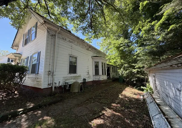Homes for sale in Attleboro, MA | 32 West Street, Attleboro, MA 02703 | MLS# 73535954