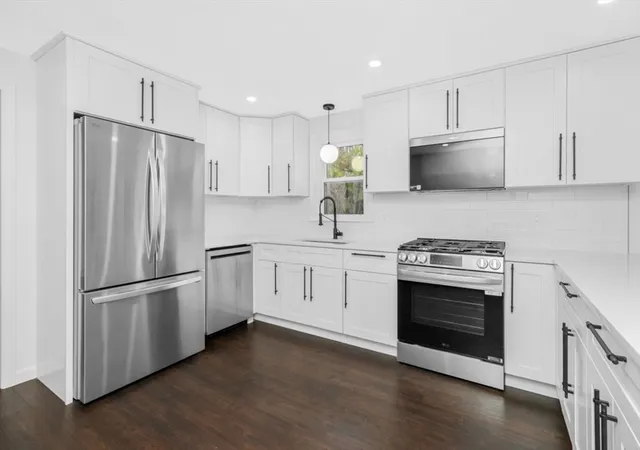 Photo 2 of Sale Pending at 2 Daniel Cir, Plymouth, MA 02360 | MLS# 73502797 | Listing updated on 2026-05-12