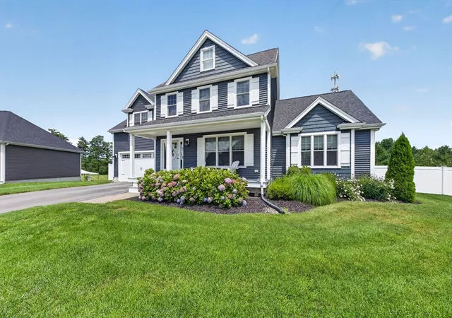 Photo 1 of Single family home for sale at 21 Bunker Ln, Lakeville, MA 02347 | MLS# 73562617 | Listing updated on 2026-08-16