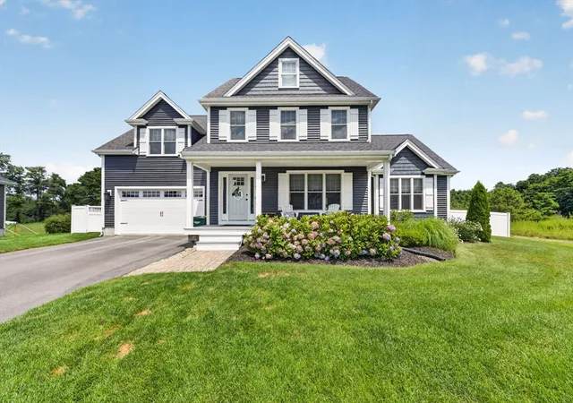 Photo 2 of Single family home for sale at 21 Bunker Ln, Lakeville, MA 02347 | MLS# 73562617 | Listing updated on 2026-08-16