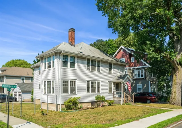 3rd image of 289 Auburndale Ave, Auburndale, MA 02466 | MLS# 73550977