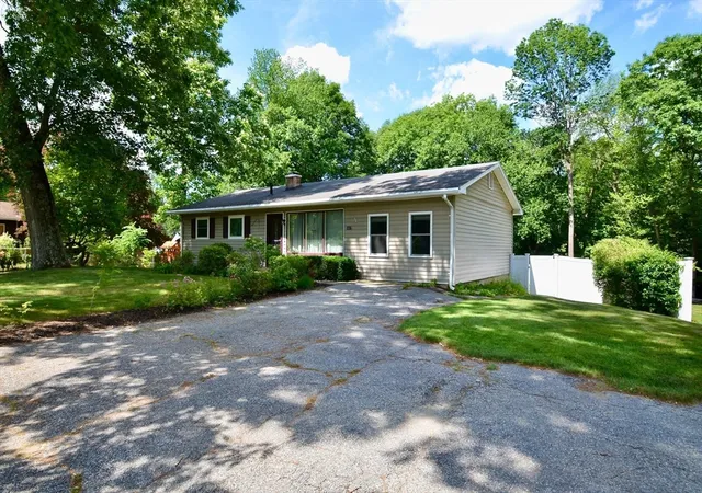 Photo 3 of Single family home for sale at 1617 Providence Rd, Northbridge, MA 01534 | MLS# 73538427 | Listing updated on 2026-09-19
