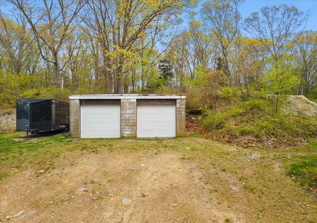 5th image of 9 Hillside Ave, Berkley, MA 02779 | MLS# 73533871