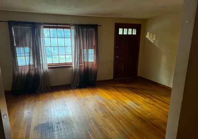 4th image of 76 Rosewood Avenue, Billerica, MA 01821 | MLS# 73546761