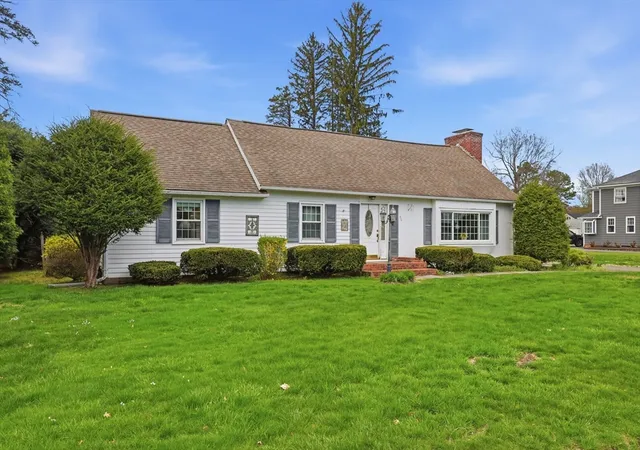 Homes for sale in Agawam, MA | 96 Silver St, Agawam, MA 01001 | MLS# 73503763