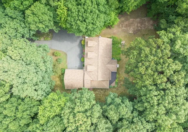 Homes for sale in Southwick, MA | 130 Mort Vining Rd, Southwick, MA 01077 | MLS# 73542910