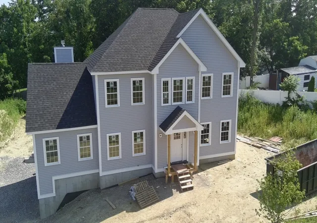 2nd image of 4 Katie Ln, Groveland, MA 01834 | MLS# 73556533