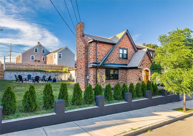 3rd image of 109 Eustis St, Revere, MA 02151 | MLS# 73545393