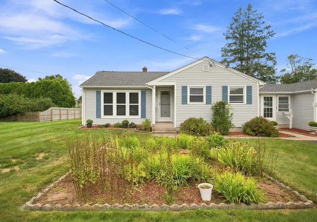 Photo 2 of Sale Pending at 70 Crestwood, Chicopee, MA 01020 | MLS# 73569752 | Listing updated on 2026-09-16