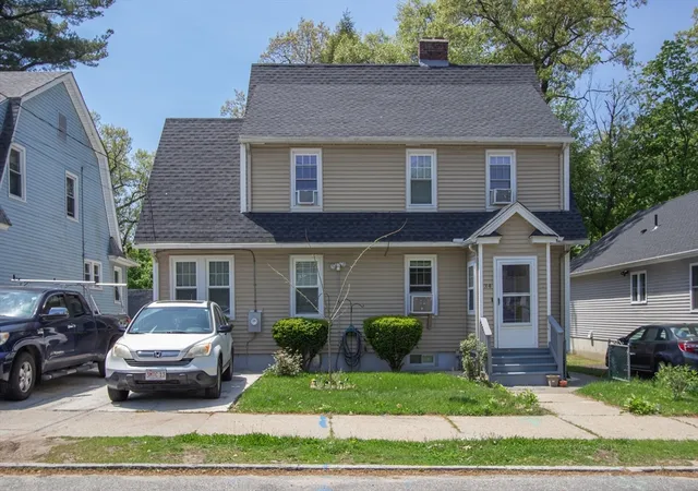 Homes for sale in Springfield, MA | 34 Preston St, Springfield, MA 01109 | MLS# 73522203