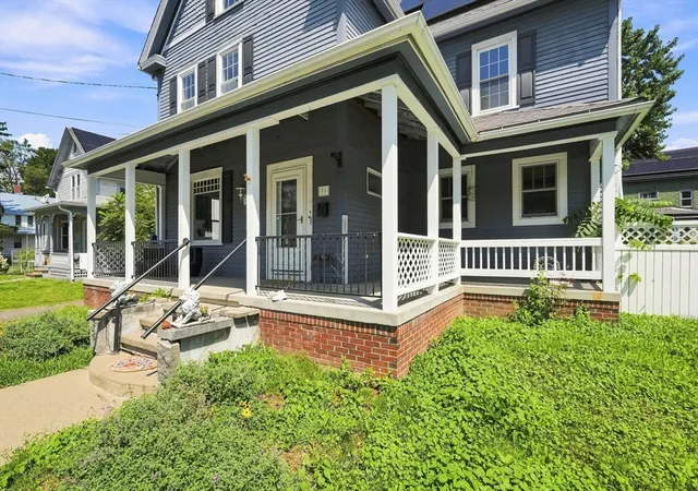Photo 3 of Single family home for sale at 35 Day Ave, Northampton, MA 01060 | MLS# 73567117 | Listing updated on 2026-08-27