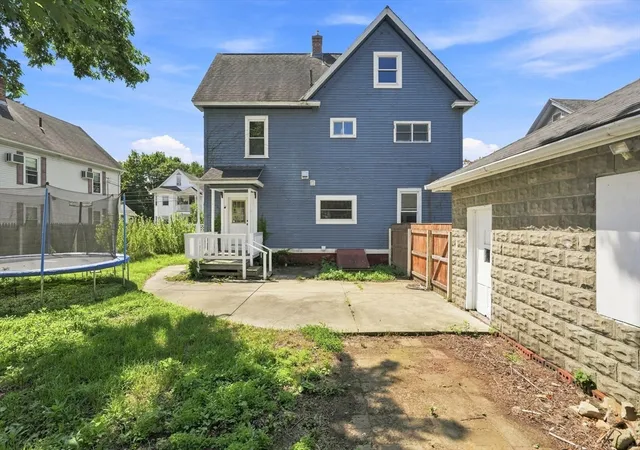 Photo 4 of Single family home for sale at 35 Day Ave, Northampton, MA 01060 | MLS# 73567117 | Listing updated on 2026-08-27
