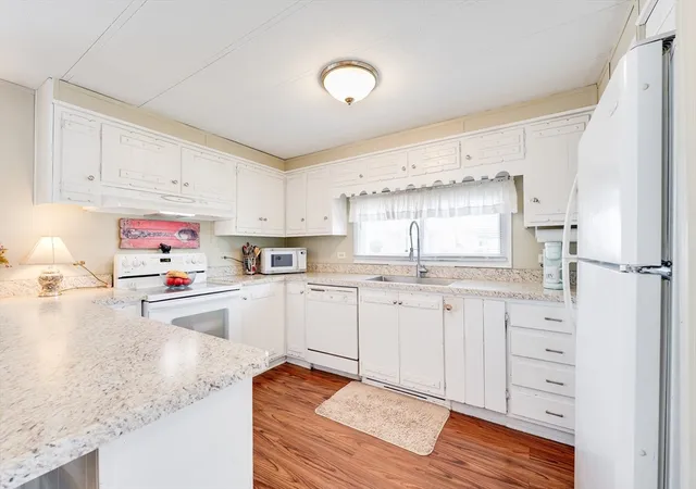 5th image of 18 Second Ave, Westfield, MA 01085 | MLS# 73556725