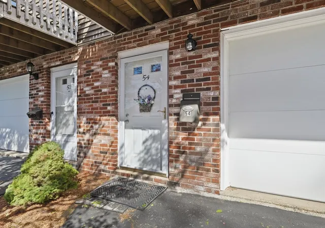 Homes for sale in Lynn, MA | 54 Oaklandave #54, Lynn, MA 01905 | MLS# 73517378
