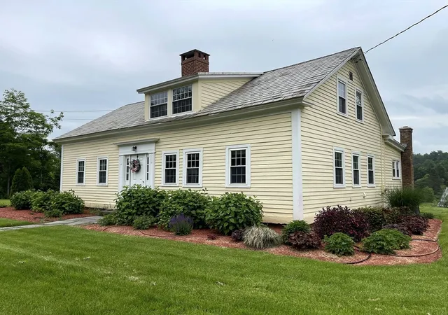 Homes for sale in Greenfield, MA | 971 Bernardston Road, Greenfield, MA 01301 | MLS# 73406183