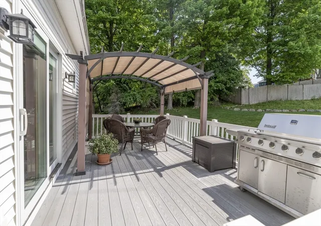 2nd image of 30 Orch St, Amesbury, MA 01913