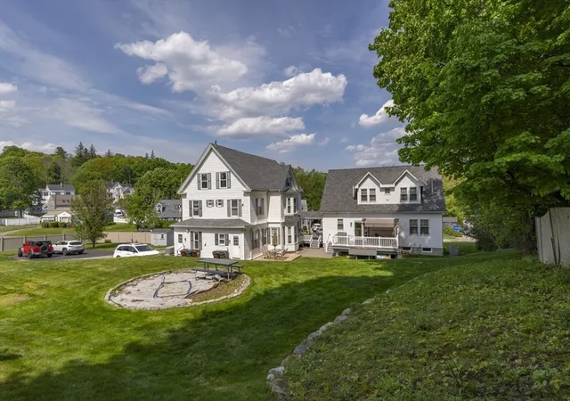41st image of 30 Orchard St, Amesbury, MA 01913 | MLS# 73521715