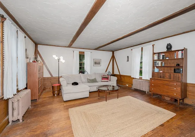 5th image of 39 Holman Rd, Auburndale, MA 02466 | MLS# 73540949