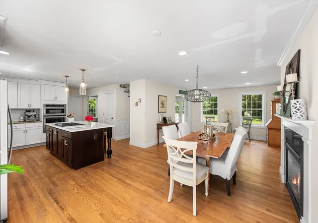2nd image of 169 High Plain Rd, Andover, MA 01810 | MLS# 73540343