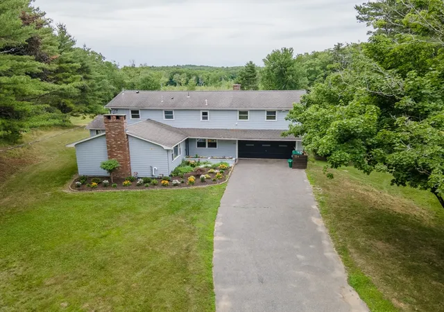 1st image of 124 Everett St, Natick, MA 01760 | MLS# 73540688